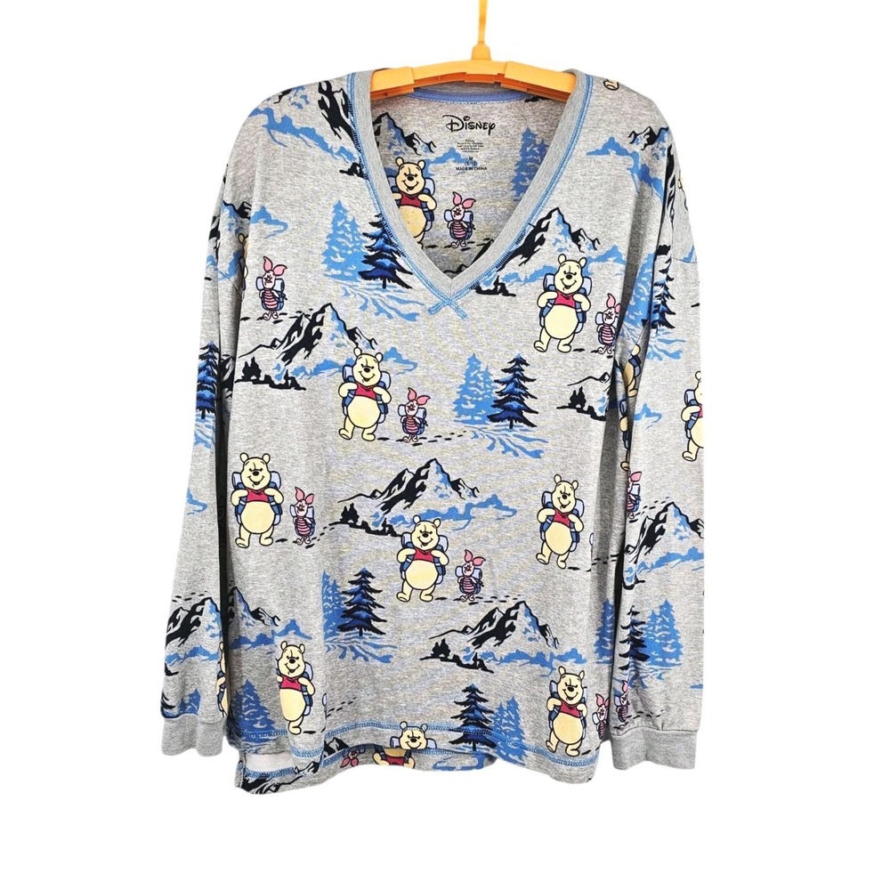 Disney Long Sleeve Winnie The Pooh Super Soft V Neck‎ Top Size Medium